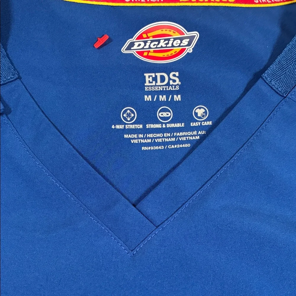 Dickies Blue V-Neck Scrub Top and Pants Set EDS Collection - Picture 3 of 11